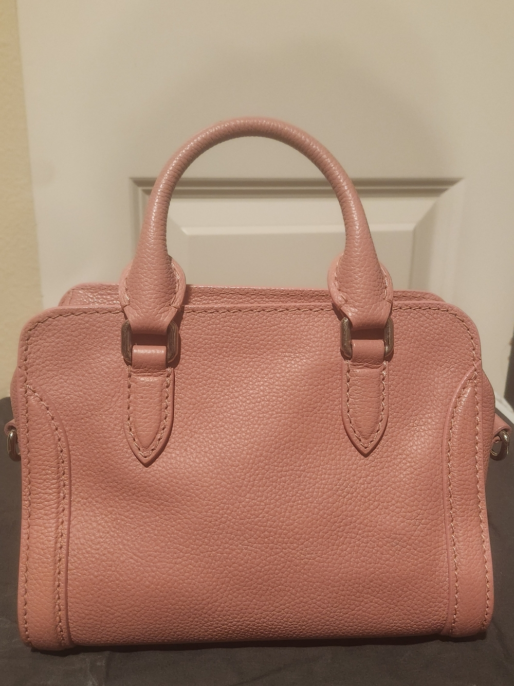 Alexander McQueen Pink Leather Mini Satchel with Silver Skull Charm - Picture 2 of 15